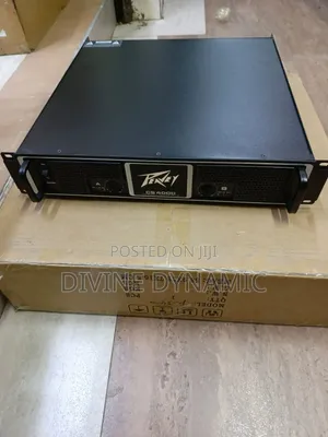Peavey CS 4000 Audio Amplifier