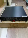 Peavey CS 4000 Audio Amplifier - 2