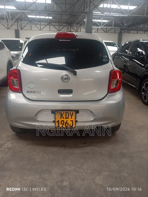 Nissan March 2018 Nyeupe - 1