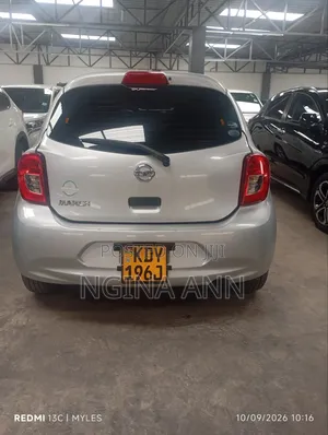 Nissan March 2018 Nyeupe