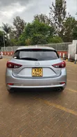 Mazda Axela 2018 Silver - 2