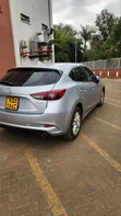 Mazda Axela 2018 Silver - 3