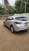 Mazda Axela 2018 Silver - 5