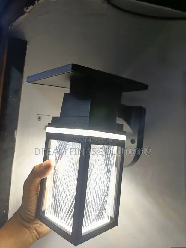 Weatherproof LED Solar Gate Lamp - 1