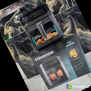 Hisense 6.3L Family-Size Air Fryer - Brand New