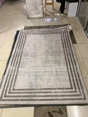 Modern Distressed Area Rug 5x8