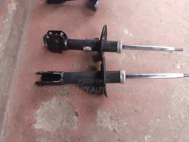 Ex-Japan Front Shock Absorbers for Toyota Vitz - 1