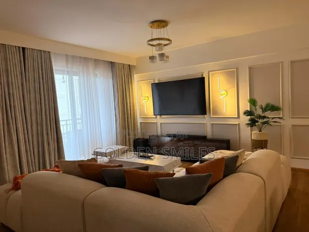 Furnished 3-Bedroom Apartment in Mountain View for Rent - 1