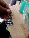 Hyundai Keychain ya Fedha na Kuingiza Nyeusi - 2