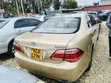 Toyota Crown 2010 Gold - 3