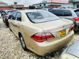Toyota Crown 2010 Gold - 4