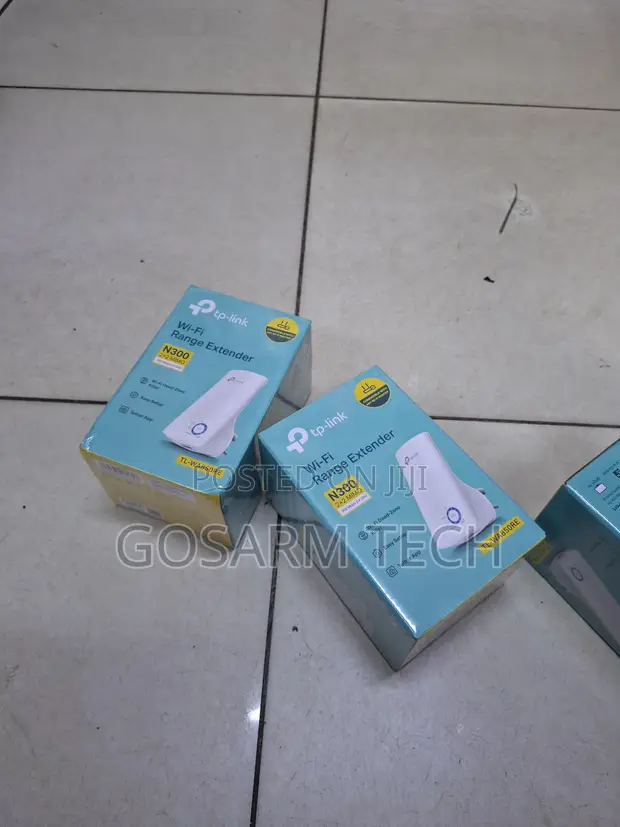 TP-Link 300Mbps Wi-Fi Range Extender TL-WA850RE - 1