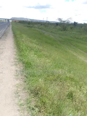 Eneo la Eka 9.5 kwa Biashara, Lukenya (Linafikia Barabara ya Mombasa)