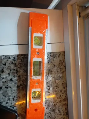Aluminum Spirit Level (3 Bubble)