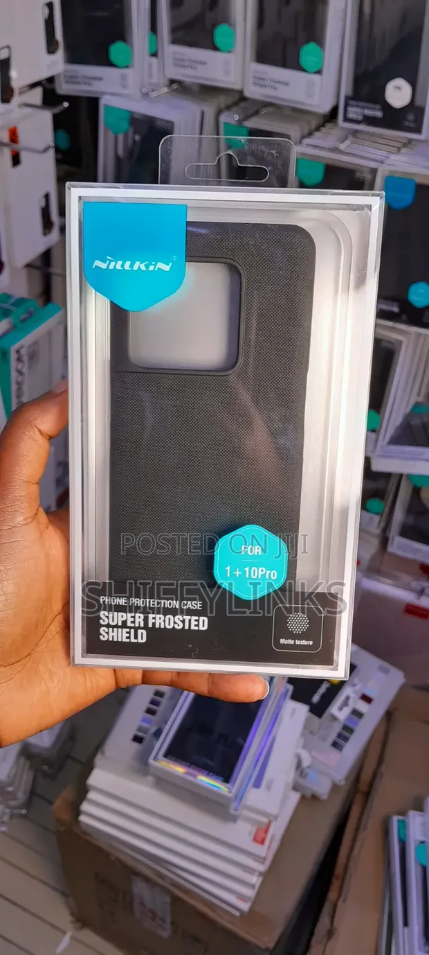OnePlus 10 Pro Super Frosted Shield Case - 1
