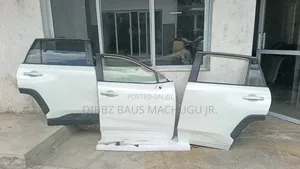 Milango ya Toyota RAV4 (2020)