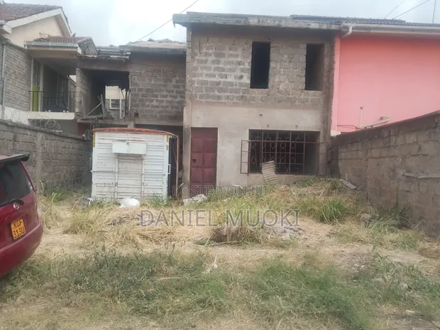 Apartment ya Vyumba 2 Donholm, Savanna Inauzwa - 1