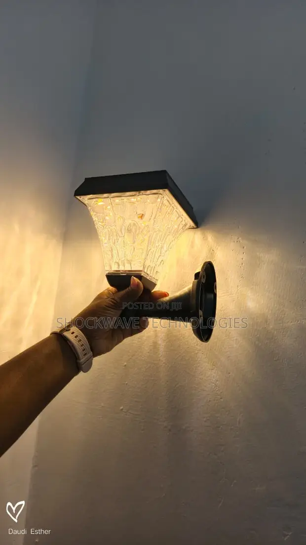 Solar Wall Light - Mpya Kabisa - 1