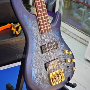 Ibanez SR300EDX Gitaa la Bass Likiwa na String 4