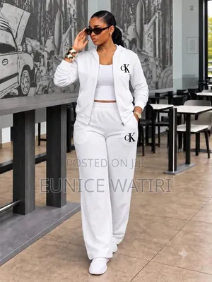 Calvin Klein Tracksuit Nyeupe ya Kifahari ya Kimichezo