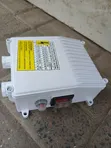 Sanduku la Capacitor na Switch ya Nguvu - 1