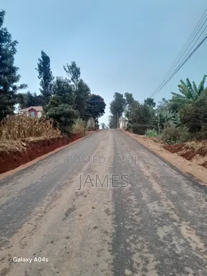 Kitalu Bora cha Kuuzwa Karura