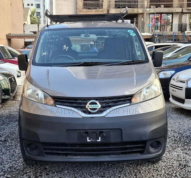 Nissan NV200 2019 Grey - 1
