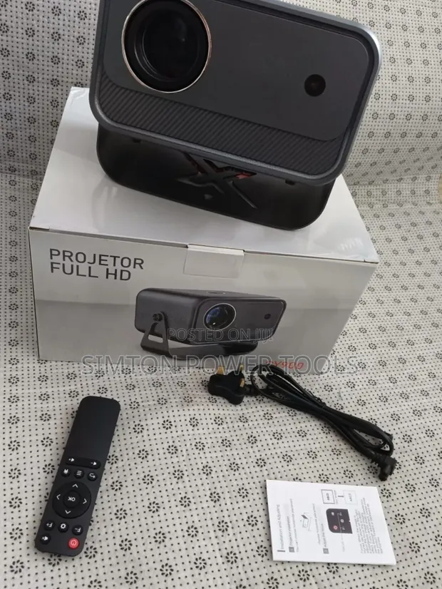 CY900 Smart Android Projector - 1