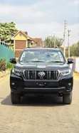 Toyota Land Cruiser Prado 2022 Black - 2