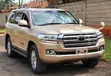 Toyota Land Cruiser 4.6 V8 ZX 2018 Dhahabu - 3