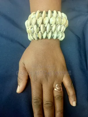 Handcrafted Cowrie Shell Bracelet