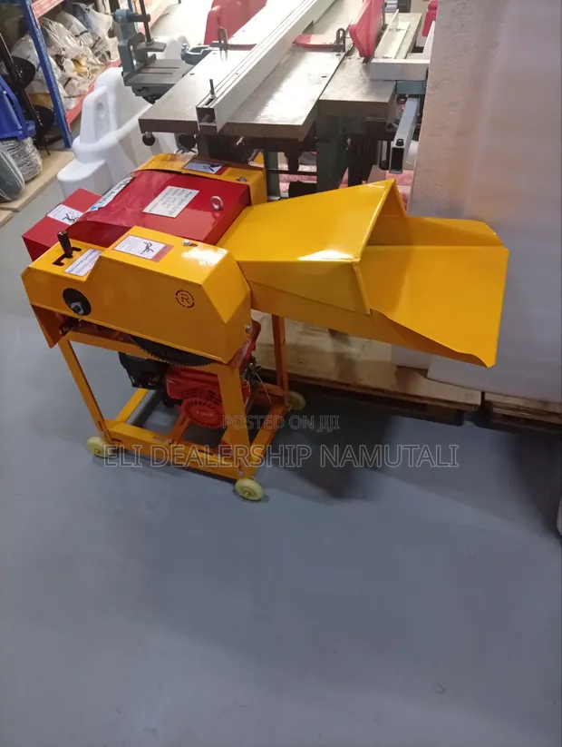 Heavy Duty Milano Italia 7.5 HP Chaff Cutter - 1