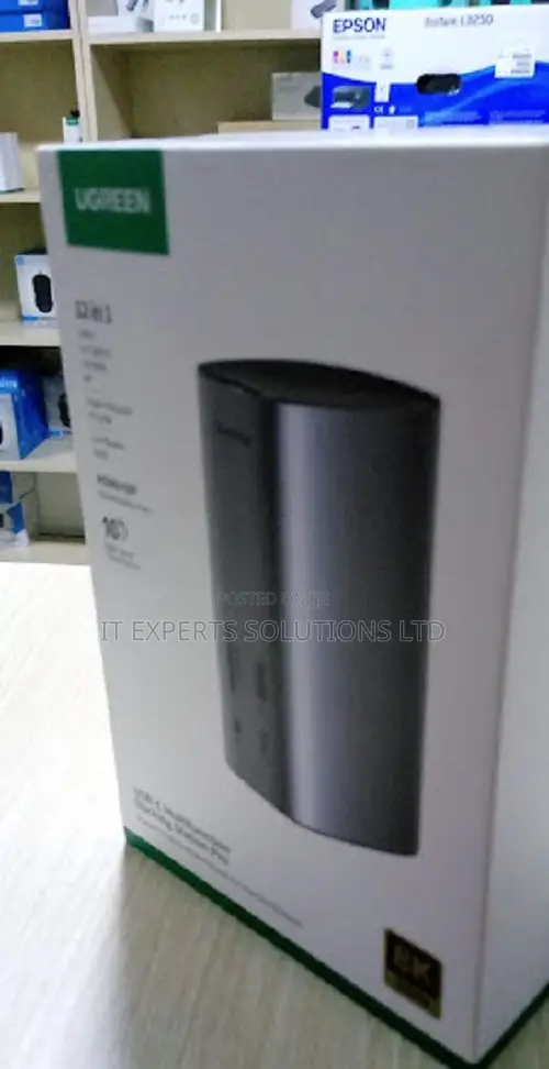 UGREEN 11-in-1 USB-C Multifunction Adapter CM639 - 1
