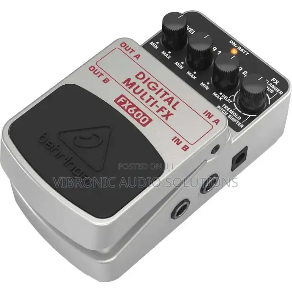 Behringer FX600 Guitar Effects Pedal - 1