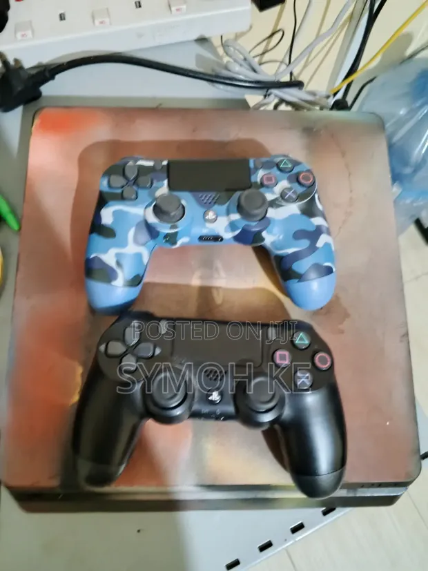 PlayStation 4 Slim Console - 1