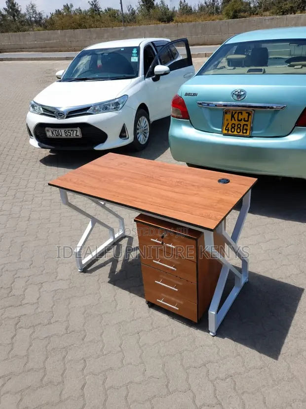 Mobile Desk with Storage Drawers - 1.2M - 1