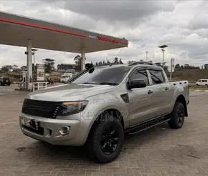 Ford Ranger Wildtrak 2012 Gray