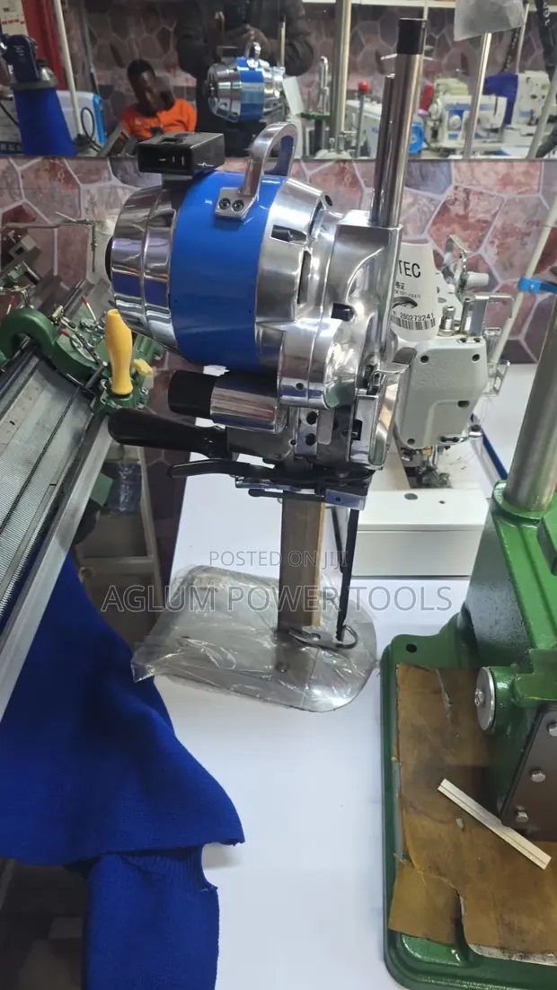 Industrial Cloth Cutting Machine - 1