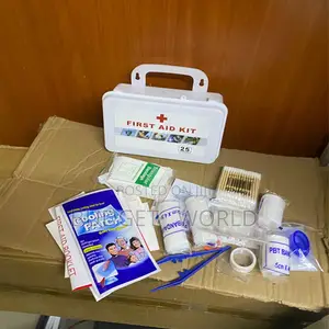 Kit Kompakt cha Vipuri 75 vya Huduma ya Kwanza kwa Safari