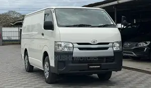 Toyota HiAce Van 2018