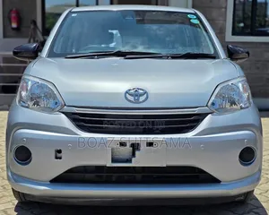 Toyota Passo 2019 Nyeupe