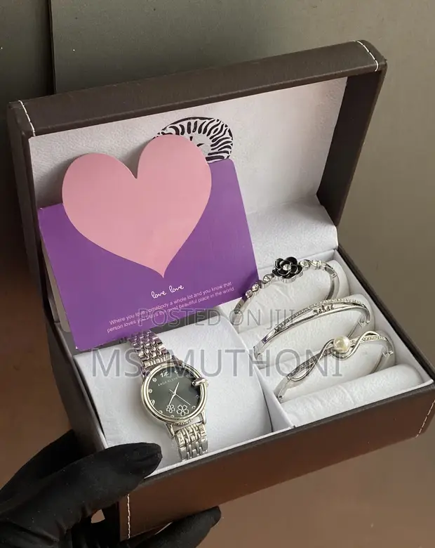 The Infinite Charm Set for Her - 1
