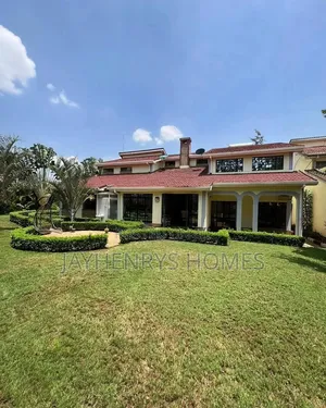 5 Bedroom House with 2 DSQs in Muthaiga North for Sale