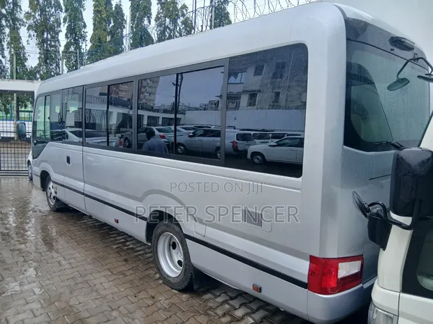 Toyota Coaster 2019 Bluu - 1