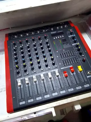 MAX 6-Channel Powered Mixer