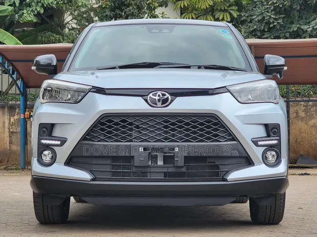 Toyota Raize 1.0 AWD 2020 Silver - 1