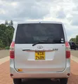 Toyota Noah 2007 Silver - 5