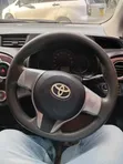 Toyota Vitz 2012 Red - 2