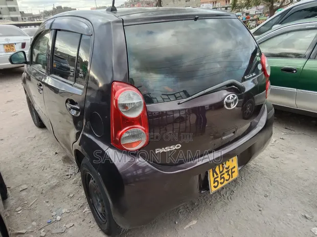 Toyota Passo 2013 Maroon - 1