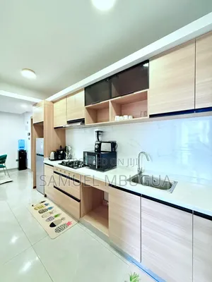 Furnished 2-Bedroom Apartment in Riverside for Rent